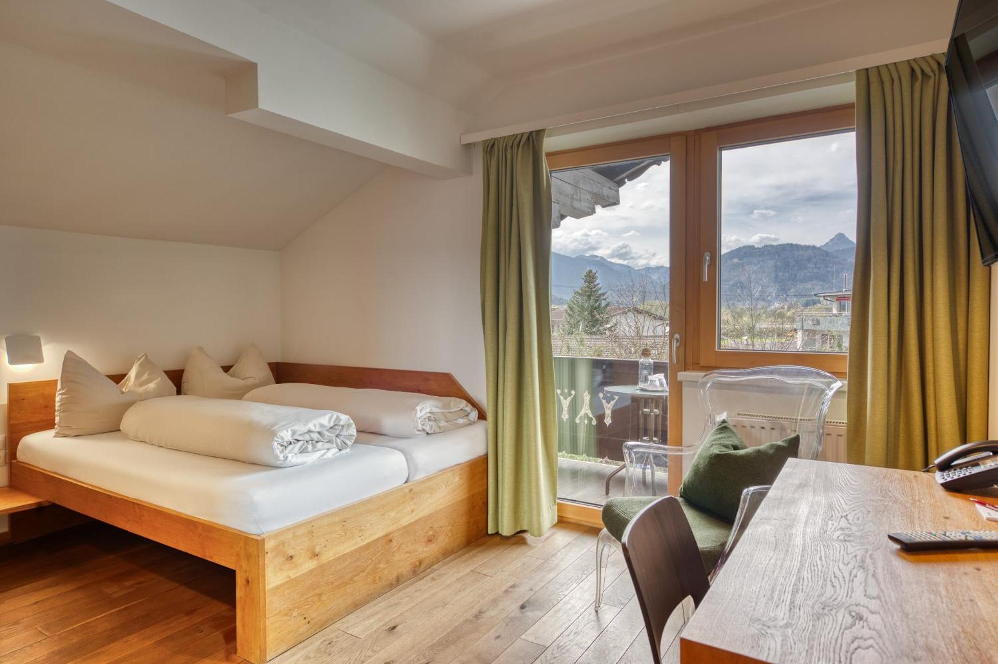 Hotel Wirtshaus Sattlerwirt เอบส์ ห้อง รูปภาพ
