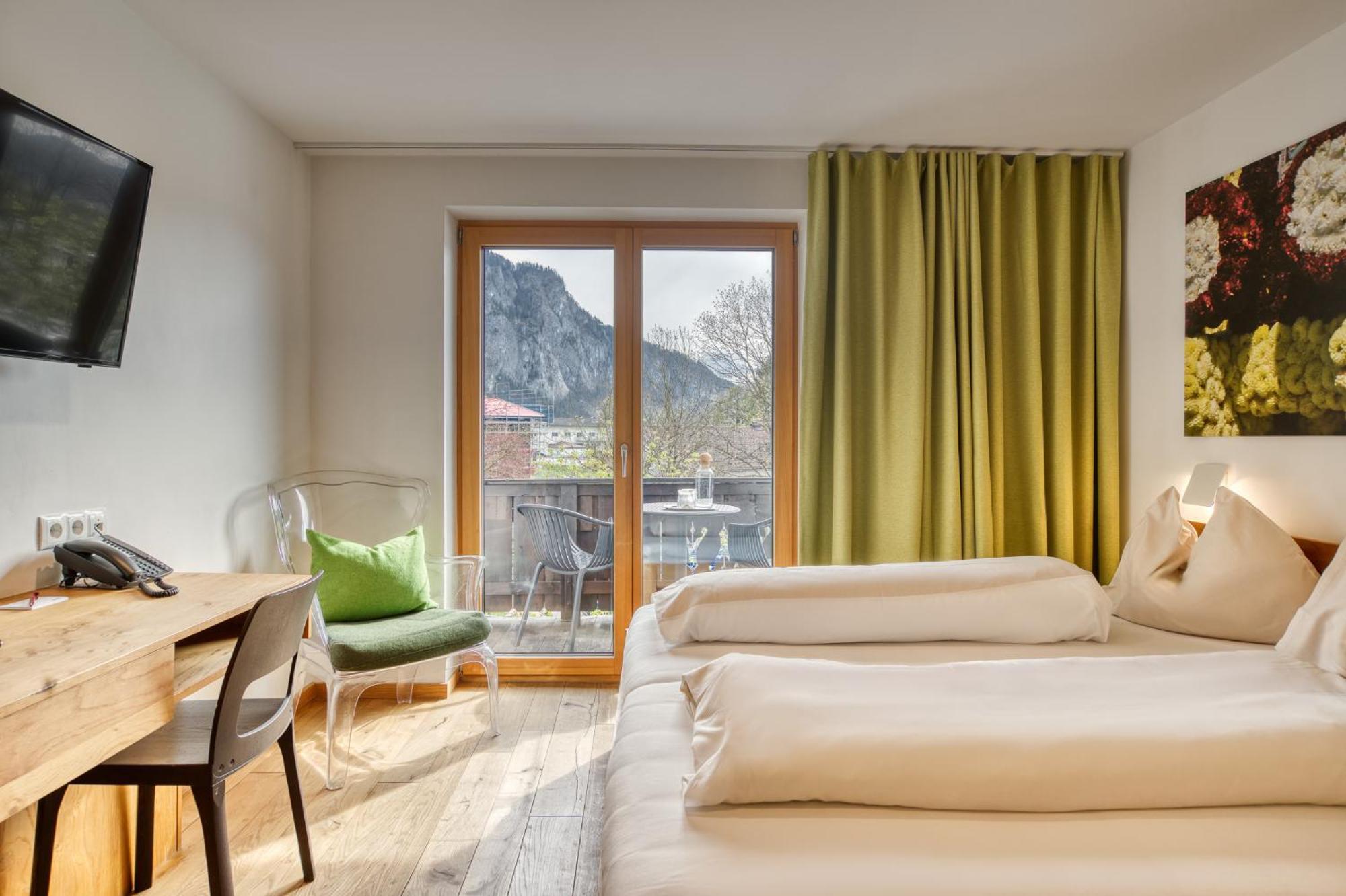 Hotel Wirtshaus Sattlerwirt เอบส์ ภายนอก รูปภาพ