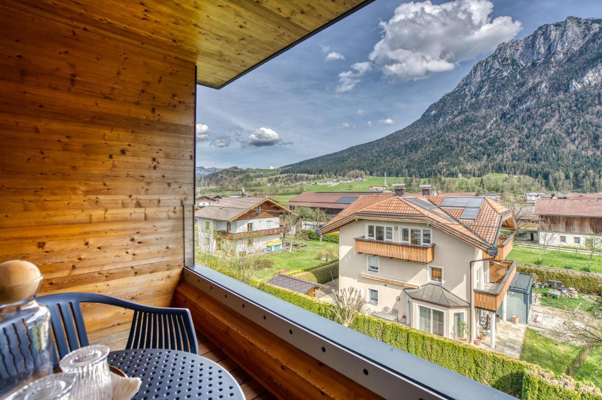 Hotel Wirtshaus Sattlerwirt เอบส์ ภายนอก รูปภาพ